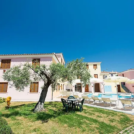 Cala Viola 3*