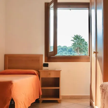 Cala Viola 3*