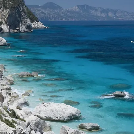 Cala Viola Aparthotel
