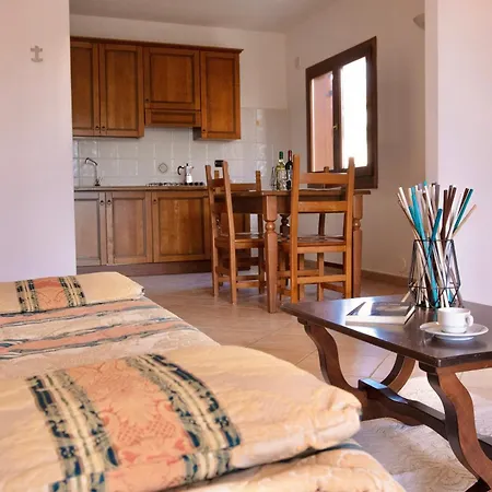 Cala Viola Aparthotel
