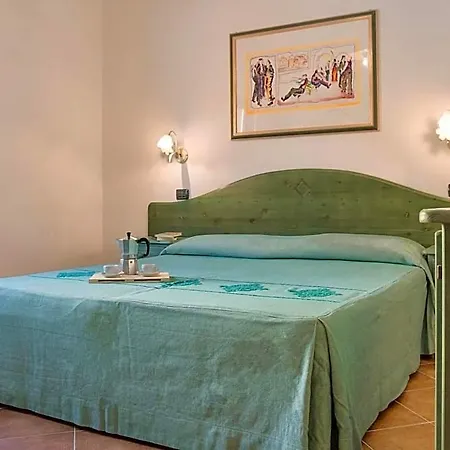 Cala Viola Apart Otel 3*