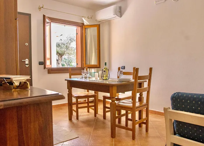 公寓式酒店 Con Piscina A Sos Alinos 3*