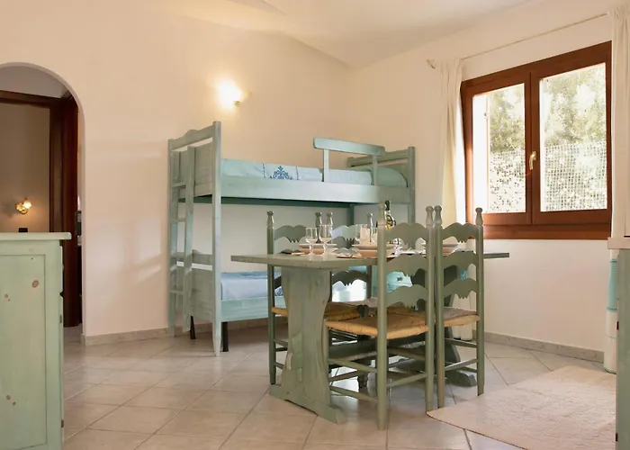 Con Piscina A Sos Alinos 3* 卡拉·利贝罗托