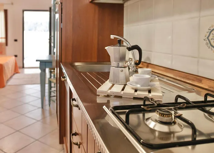 Con Piscina A Sos Alinos 3* 卡拉·利贝罗托