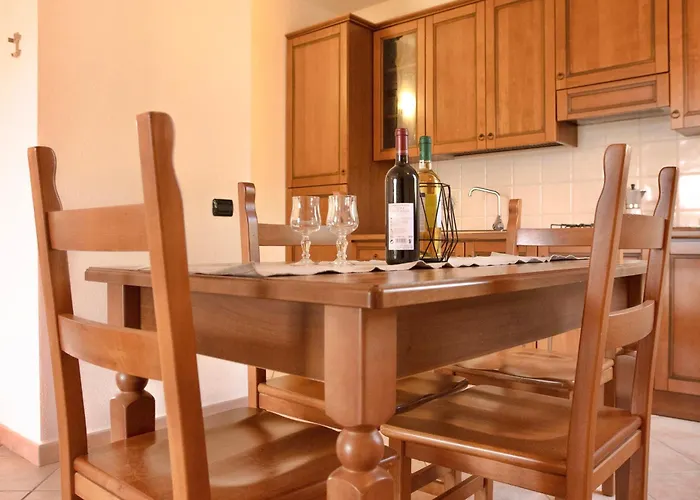 Apartmanhotel Con Piscina A Sos Alinos