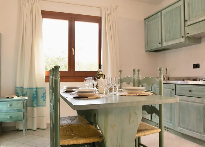 Apartmanhotel Con Piscina A Sos Alinos